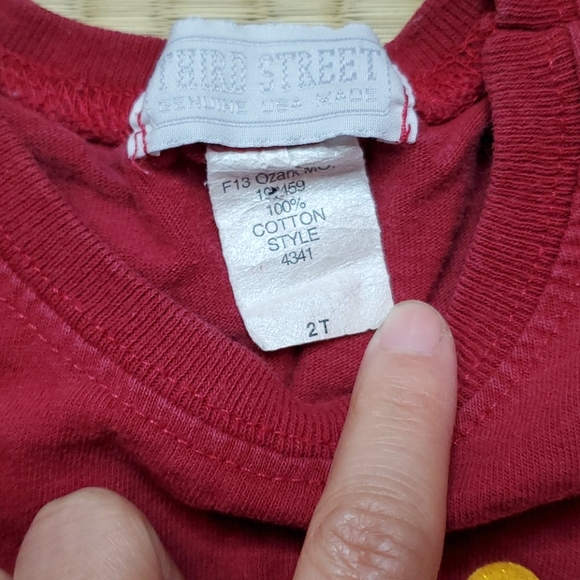 USC Trojans Heart-Glitter-Graphic T-Shirt, 2T - Picture 2 of 3